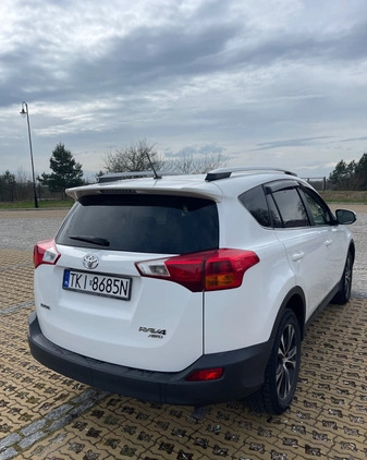 Toyota RAV4 cena 57900 przebieg: 216000, rok produkcji 2015 z Chęciny małe 121